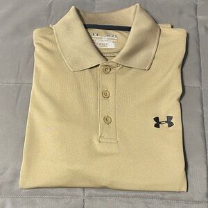 Under Armour loose fit HeatGear polo. Size Medium